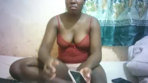 Snapshot of sexy_sandrah chatting on May 1, 2026, 7:24 am sexy_sandrah online show from May 1, 2026, 7:24 am