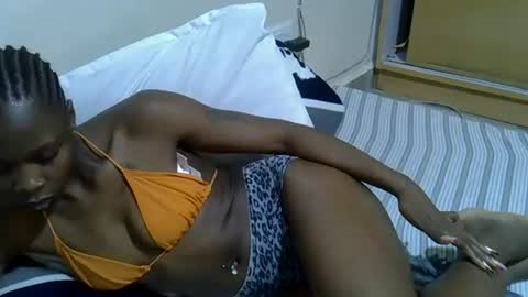 sexy_vennice online show from June 20, 2026, 1:25 pm