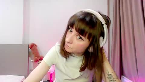 Snapshot of sexy_wise_kind chatting on May 15, 2026, 6:37 pm Mandy Green online show from May 15, 2026, 6:37 pm