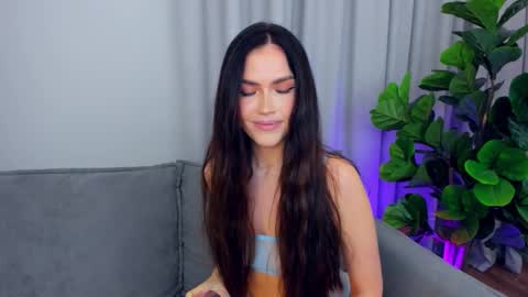 Lou online show from October 5, 2025, 9:13 pm