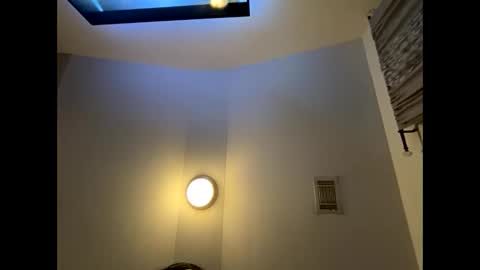 Snapshot of sexyassmixxy chatting on December 3, 2025, 12:18 am sexyassmixxy online show from December 3, 2025, 12:18 am