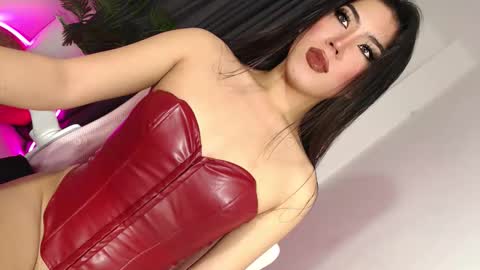 Lexie online show from October 6, 2025, 10:12 am