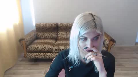 sexybeatriice online show from January 5, 2025, 10:43 am