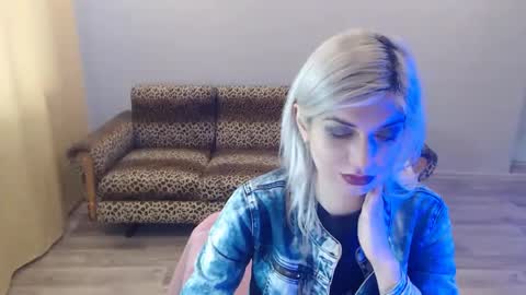 sexybeatriice online show from January 17, 2025, 7:19 am