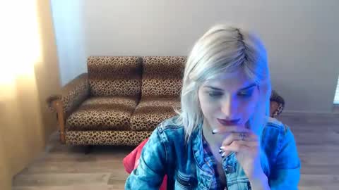 sexybeatriice online show from February 20, 2025, 10:37 am