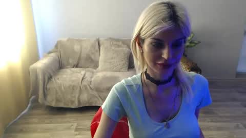 Snapshot of sexybeatriice chatting on July 17, 2026, 6:42 am sexybeatriice online show from July 17, 2026, 6:42 am