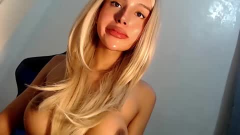 Seraphina Blaze online show from February 11, 2025, 12:48 pm