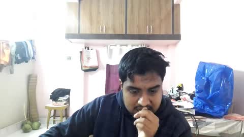 xcxcxcx online show from January 5, 2025, 6:13 am