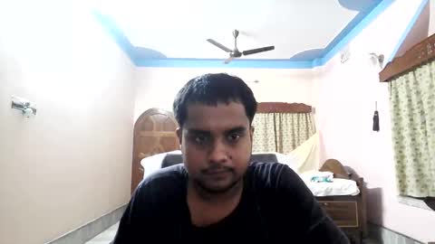 xcxcxcx online show from October 12, 2025, 12:26 pm