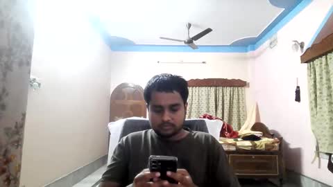 xcxcxcx online show from November 17, 2025, 2:12 pm