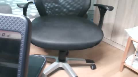 sexybub2 online show from December 18, 2024, 2:17 pm