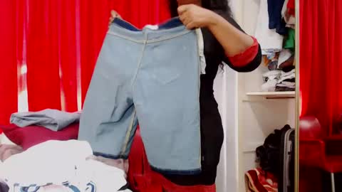 sexybustyboobs online show from March 12, 2025, 7:13 am