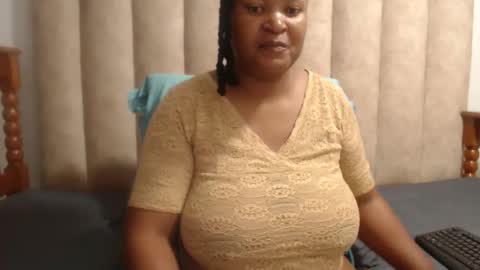 Snapshot of sexybustyxx chatting on March 6, 2026, 8:33 am sexybustyxx online show from March 6, 2026, 8:33 am