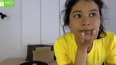 chanell and yina online show from June 4, 2026, 1:39 pm