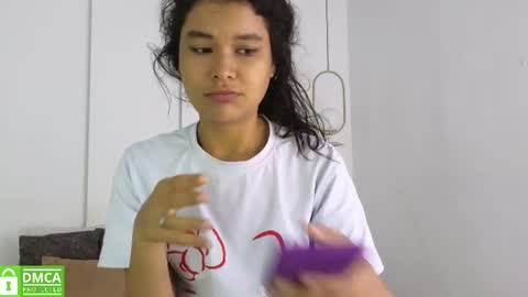 chanell and yina online show from July 23, 2026, 1:53 pm