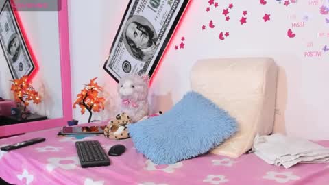 Snapshot of sexycharlottesamantha chatting on January 31, 2025, 5:30 am sexycharlottesamantha online show from January 31, 2025, 5:30 am