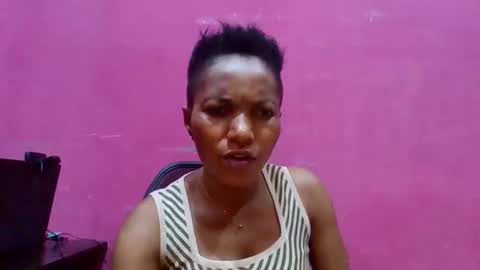 sexydoll32 online show from April 7, 2026, 10:42 pm