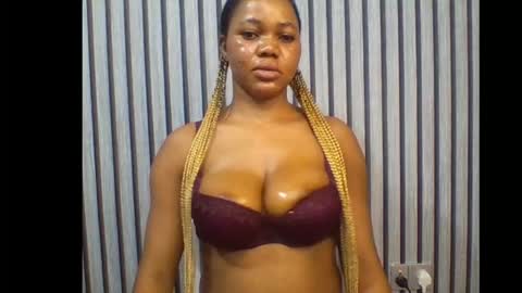 sexyeye368293 online show from November 4, 2025, 1:05 am