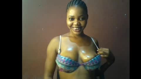 sexyeye368293 online show from April 3, 2026, 11:25 pm