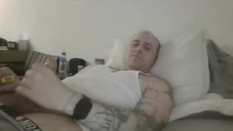 Snapshot of sexyfredy7722 chatting on February 3, 2026, 3:59 am sexyfredy7722 online show from February 3, 2026, 3:59 am
