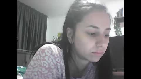 sexygirlk2000 online show from April 20, 2026, 8:54 pm