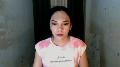 TYRA 3 online show from June 25, 2026, 1:27 am