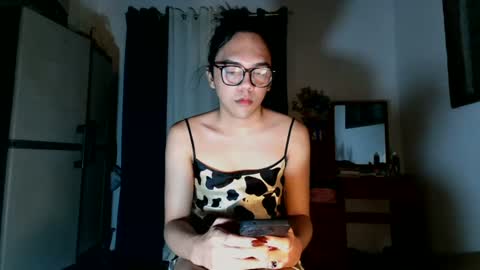 TYRA 3 online show from July 27, 2026, 2:57 pm