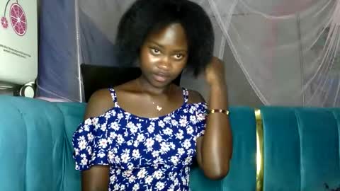 Snapshot of sexyhope212773 chatting on December 3, 2025, 9:24 pm hope online show from December 3, 2025, 9:24 pm