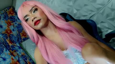 sexyhotbabe18 online show from January 12, 2025, 4:29 pm