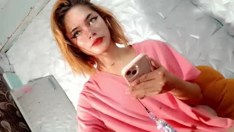 sexyhotbabe18 online show from October 19, 2025, 8:48 am