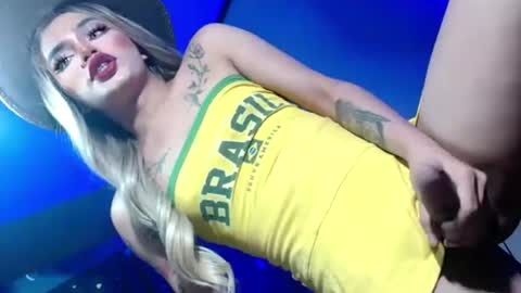 sexyhotbabe18 online show from June 26, 2026, 9:41 pm