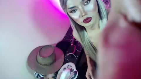 sexyhotbabe18 online show from June 29, 2026, 10:21 pm