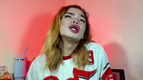 sexyhotbabe18 online show from July 1, 2026, 10:09 pm