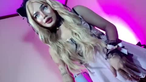 sexyhotbabe18 online show from July 8, 2026, 4:17 am
