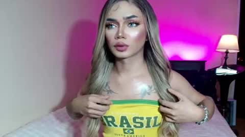 sexyhotbabe18 online show from July 26, 2026, 6:15 pm