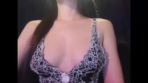 Snapshot of sexyideusa chatting on May 26, 2026, 9:55 pm Sexy online show from May 26, 2026, 9:55 pm