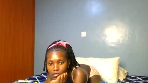 sexyjulie online show from July 17, 2026, 11:42 pm