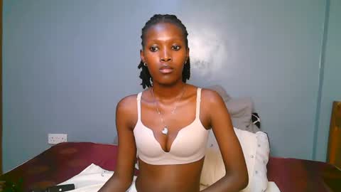 sexyjulie online show from July 26, 2026, 12:30 am
