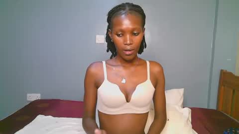 sexyjulie online show from July 28, 2026, 6:07 pm