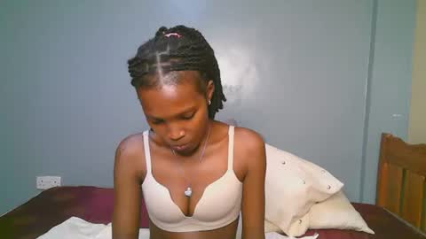 sexyjulie online show from July 28, 2026, 6:20 pm
