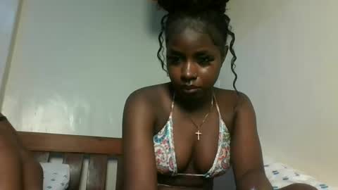 Snapshot of sexykitten200 chatting on August 7, 2026, 3:58 pm SexyKitty online show from August 7, 2026, 3:58 pm
