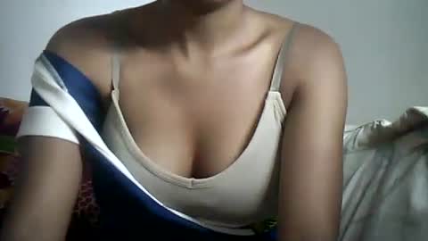 sexylarra12 online show from December 13, 2024, 7:58 am