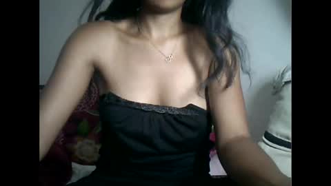 sexylarra12 online show from January 8, 2025, 6:41 pm