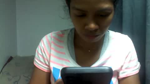 sexylarra12 online show from November 22, 2025, 2:43 am