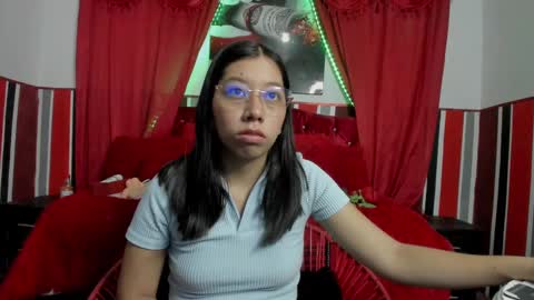 Snapshot of sexylaurita4u chatting on March 10, 2025, 11:21 am laura online show from March 10, 2025, 11:21 am