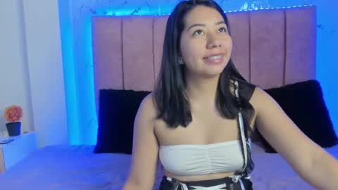 Snapshot of sexylaurita4u chatting on October 30, 2025, 2:40 pm laura online show from October 30, 2025, 2:40 pm