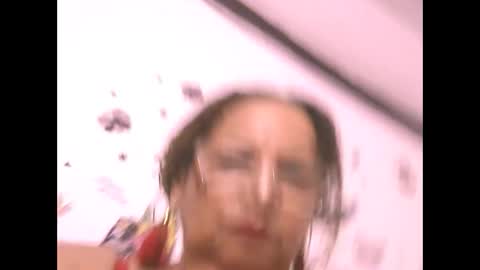 Snapshot of sexylilith421 chatting on September 19, 2025, 1:40 am Sexy Lilith online show from September 19, 2025, 1:40 am