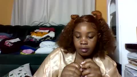 sexylo52 online show from April 23, 2026, 11:53 am