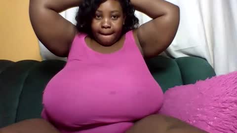 sexylo52 online show from May 25, 2026, 10:21 am