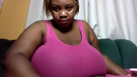 sexylo52 online show from June 7, 2026, 9:46 am